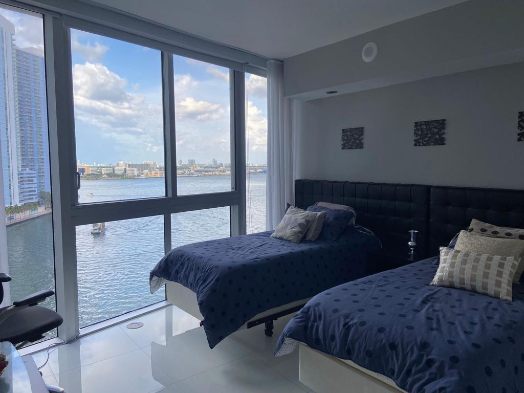 465 Brickell Avenue, Unit 1201 Miami, FL 33131 - Photo 17 of 30 Photo 17