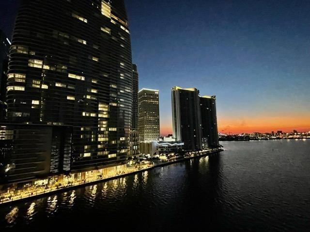 465 Brickell Avenue, Unit 1201 Miami, FL 33131 - Photo 30 of 30 Photo 30