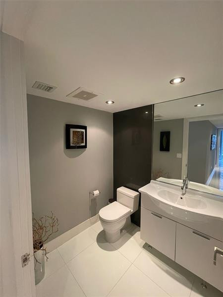 465 Brickell Avenue, Unit 1201 Miami, FL 33131 - Photo 10 of 30 Photo 10