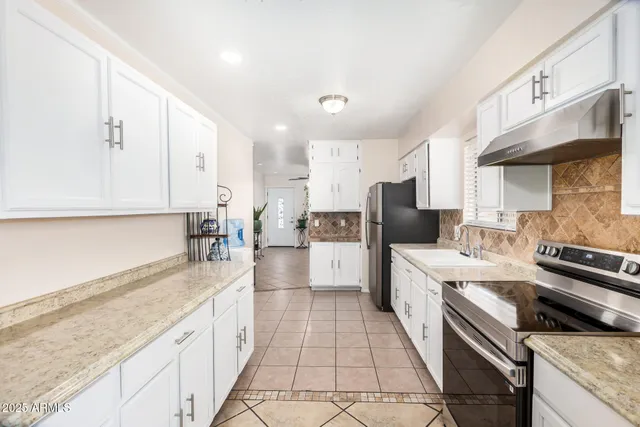 $359,900 | 315 North Keith Street, Apache Junction, AZ 85120