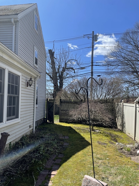 225 Trapelo Road Waltham, MA 02452 - Photo 6 of 7 Gallery Image 6