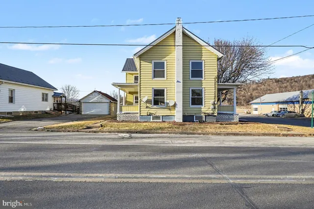 $194,900 | 325 East Market Street, Beavertown, PA 17813