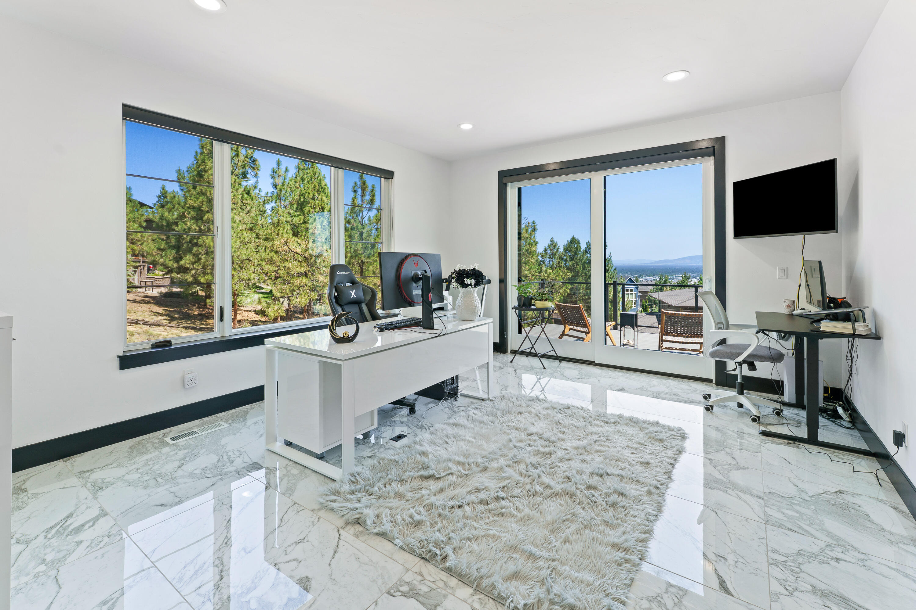 664 Northwest Powell Butte Loop Bend, OR 97703 - Photo 23 of 58 office