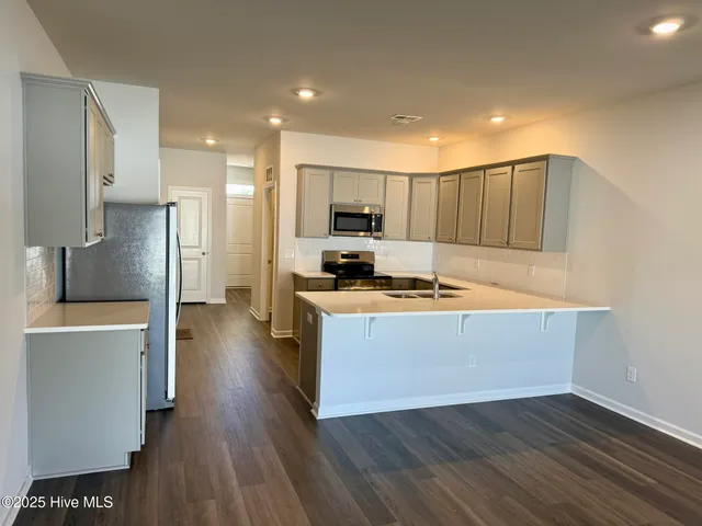 $1,800 | 241 Arnette Drive, Unit B, Ocean Isle Beach, NC 28469