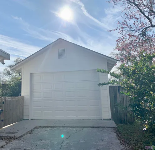 $2,000 | 1780 Rubin Street, Baton Rouge, LA 70808