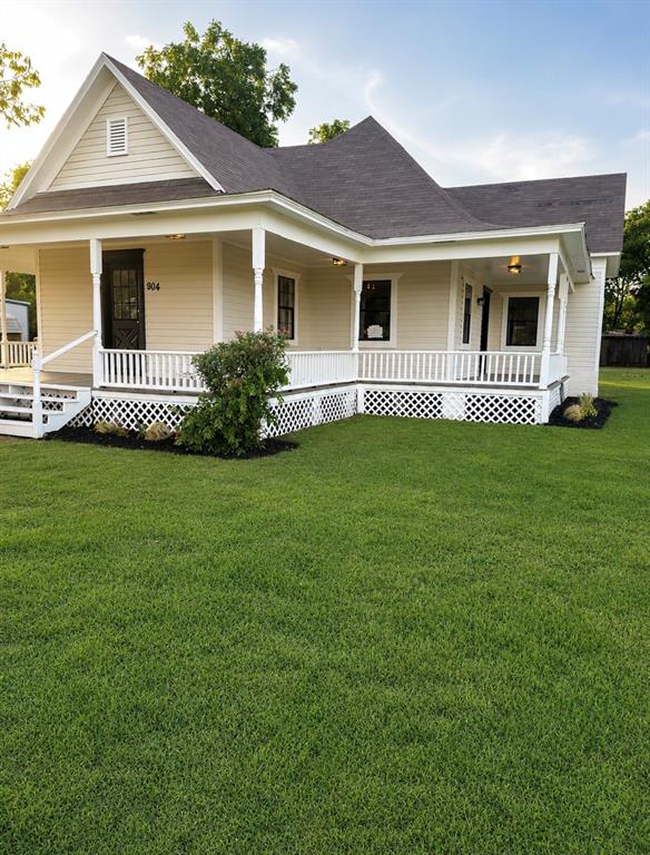 904 East Calhoun Rice, TX 75155 - Photo 1 of 13 Gallery Image 1
