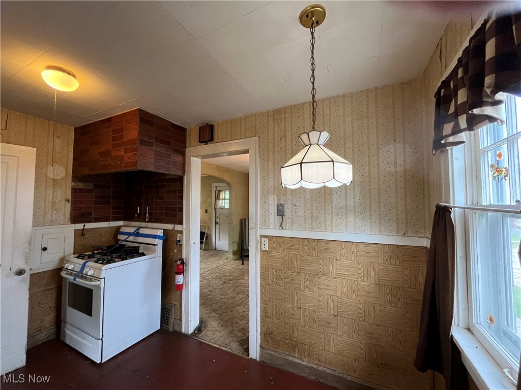 3978 Delmore Road Cleveland Heights, OH 44121 - Photo 11 of 26 Eat-in kitchen
