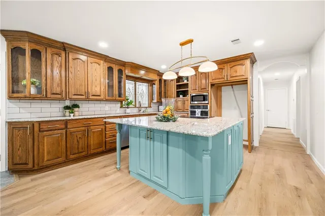 $339,500 | 63 Mabou Hill Road, Deville, LA 71328