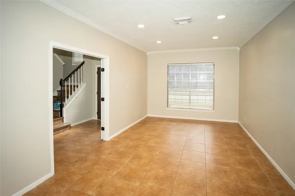 $2,550 | 2956 Waterloo Road, Pearland, TX 77581