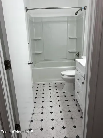 $599,000 | 6161 East Menser Avenue, Athol, ID 83801