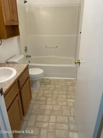 $599,000 | 6161 East Menser Avenue, Athol, ID 83801