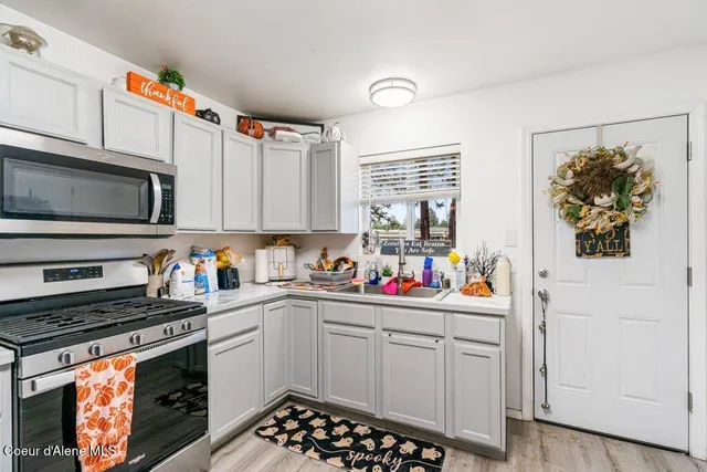 $599,000 | 6161 East Menser Avenue, Athol, ID 83801