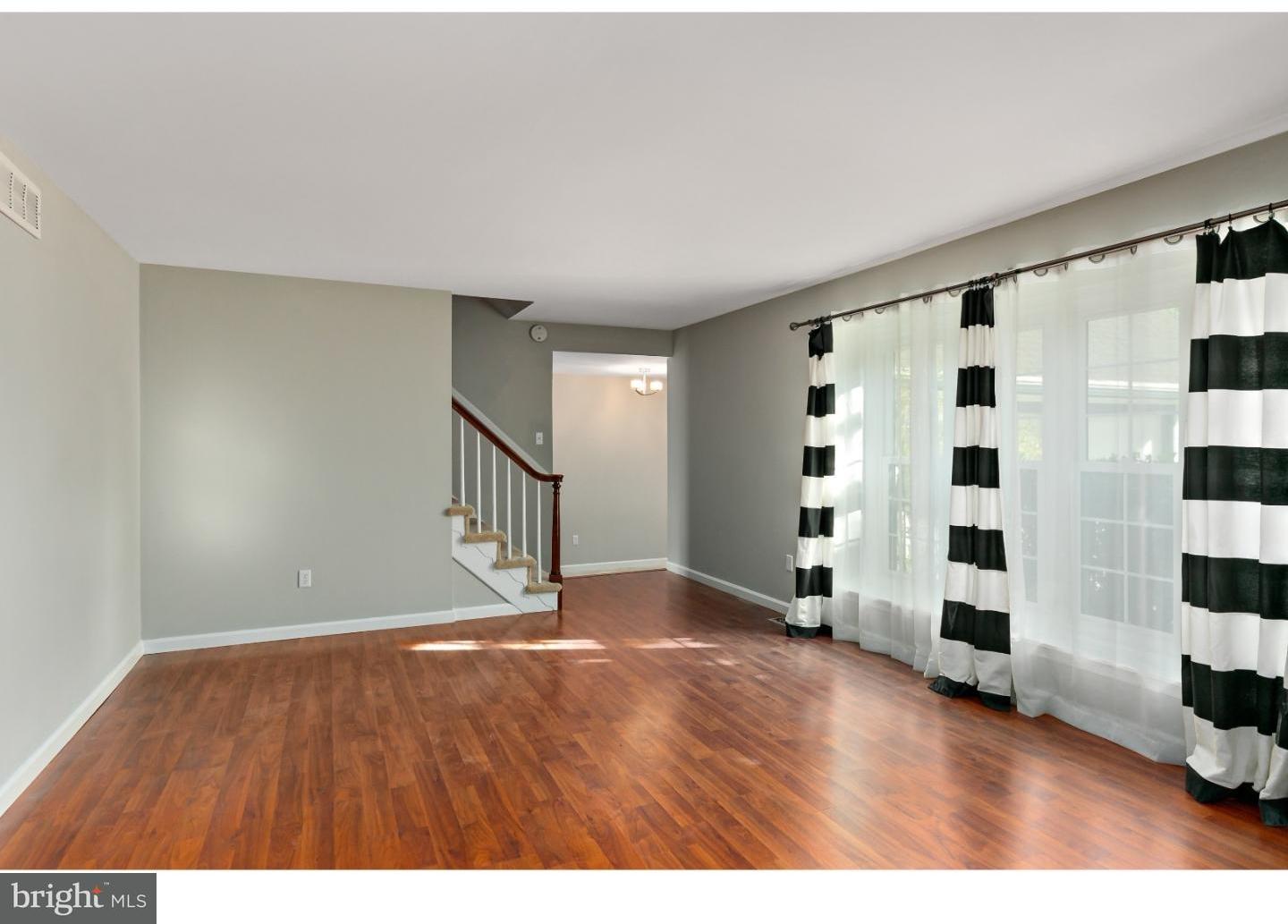 108 Wayland Road Delran, NJ 08075 - Photo 11 of 21 Living Room