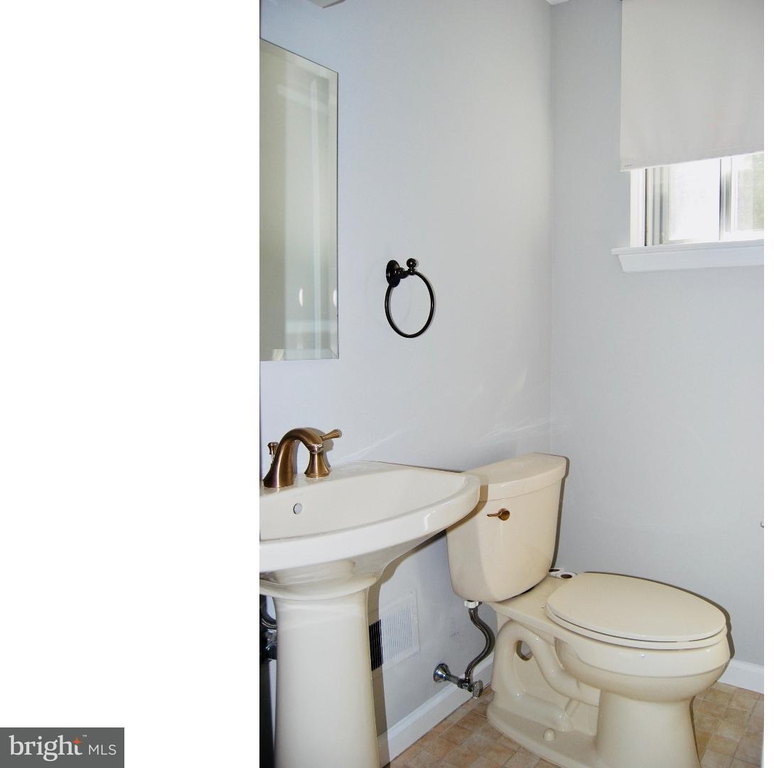 108 Wayland Road Delran, NJ 08075 - Photo 13 of 21