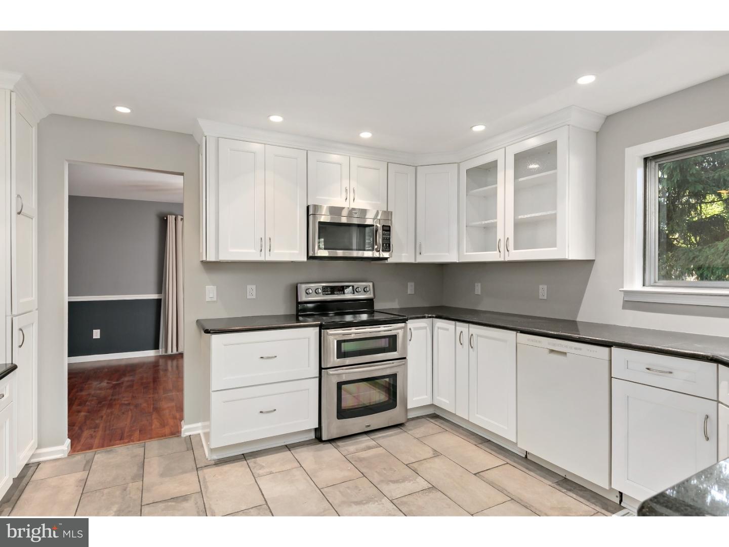 108 Wayland Road Delran, NJ 08075 - Photo 5 of 21