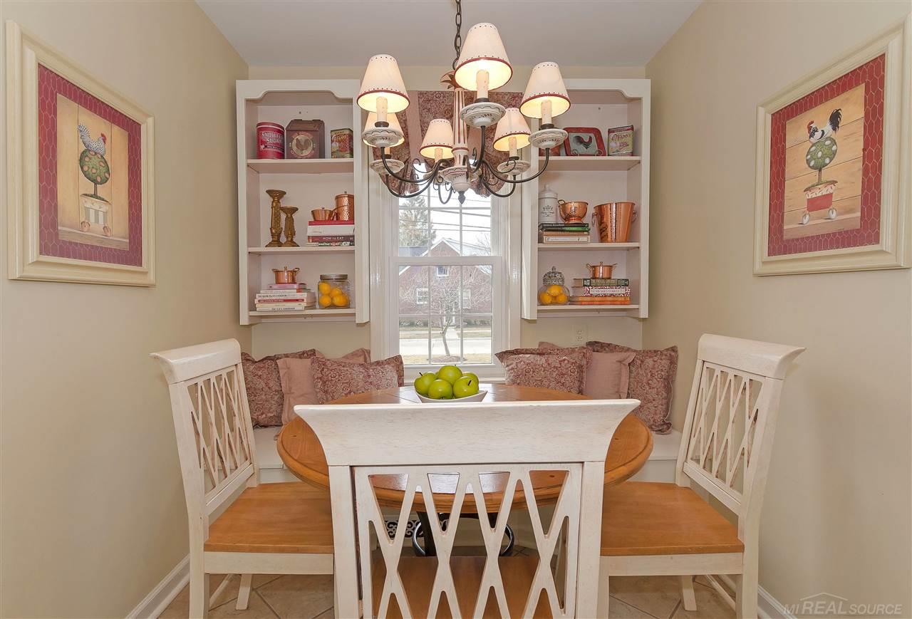 1652 Hawthorne Road Grosse Pointe Woods, MI 48236 - Photo 17 of 55