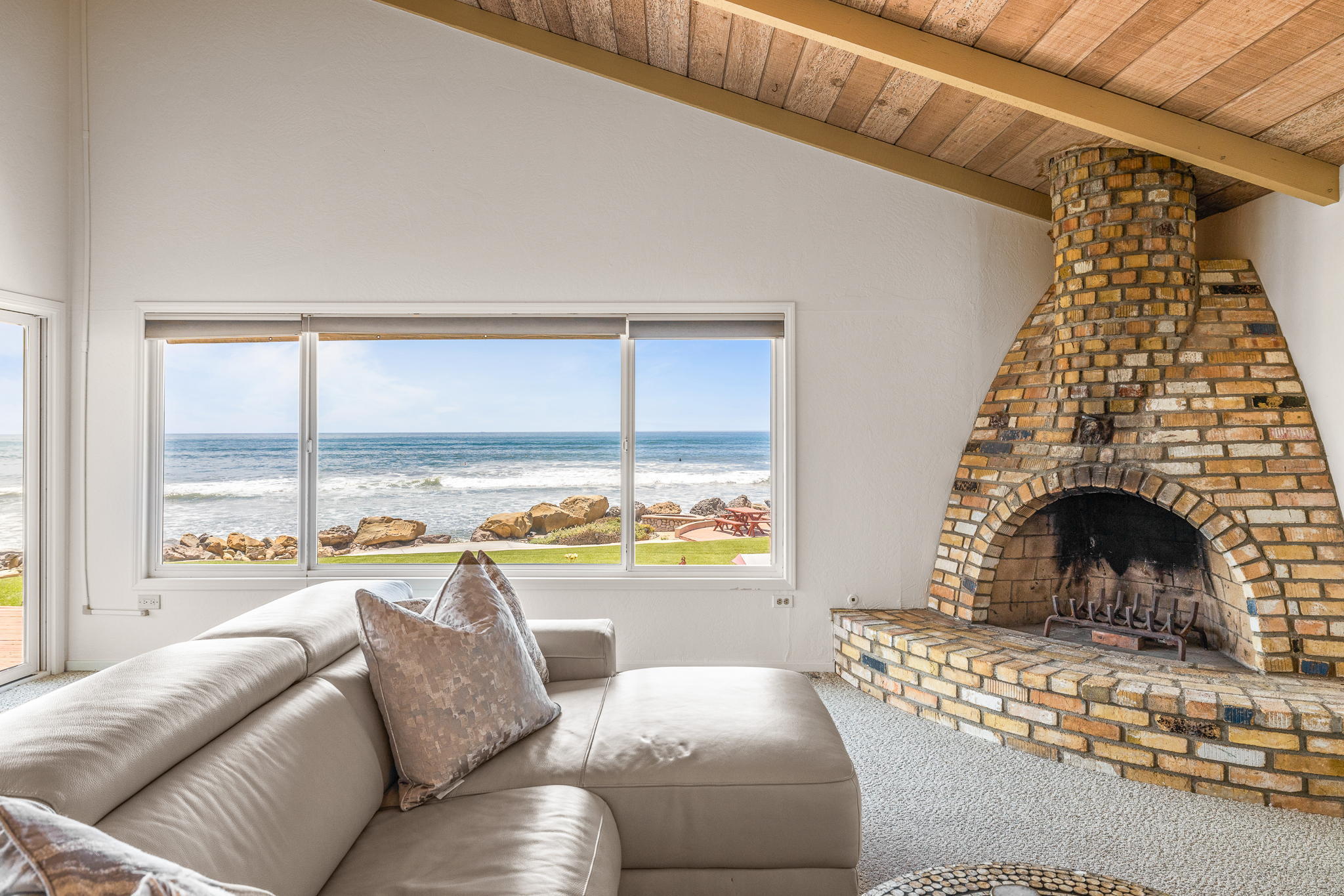 2908 Solimar Beach Drive Ventura, CA 93001 - Photo 27 of 84 35-web-or-mls-UpmarketMedia_2908Sol-42