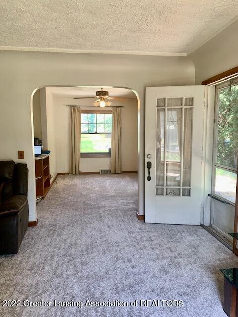 211 East Sheridan Road Lansing, MI 48906 - Photo 11 of 54 IMG_5927