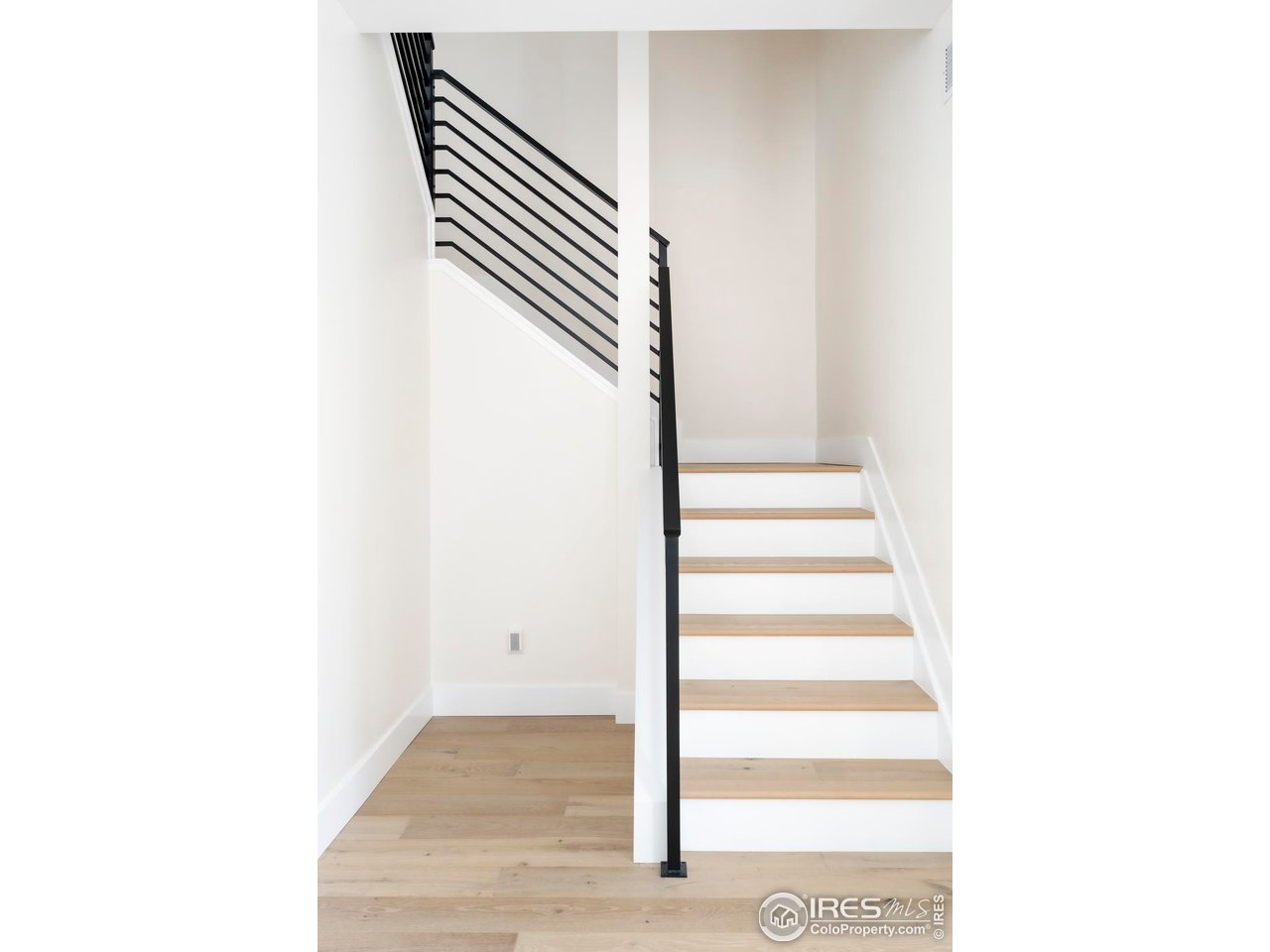 855 Eudora Street Denver, CO 80220 - Photo 15 of 37 a view of entryway