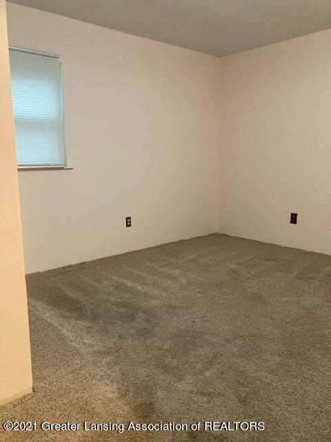 3038 Sunderland Road Lansing, MI 48911 - Photo 12 of 18 IMG_4907