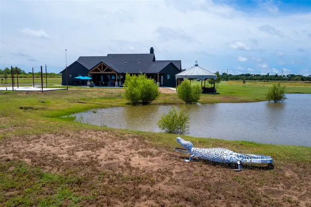 $2,200,000 | 1981 County Road 202, Caldwell, TX 77836