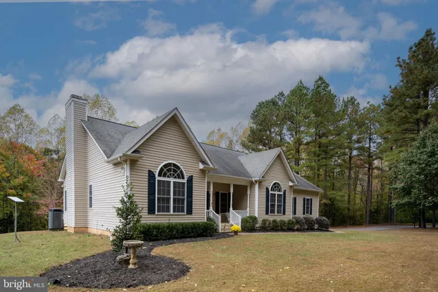 $709,900 | 16526 Bald Eagle Drive, King George, VA 22485