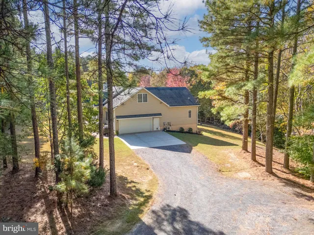 $709,900 | 16526 Bald Eagle Drive, King George, VA 22485