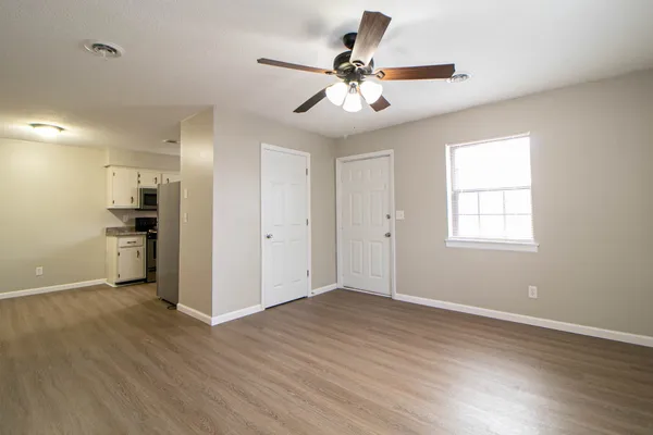 $775 | 404 Thompsonville Lane, Unit 8, Oak Grove, KY 42262