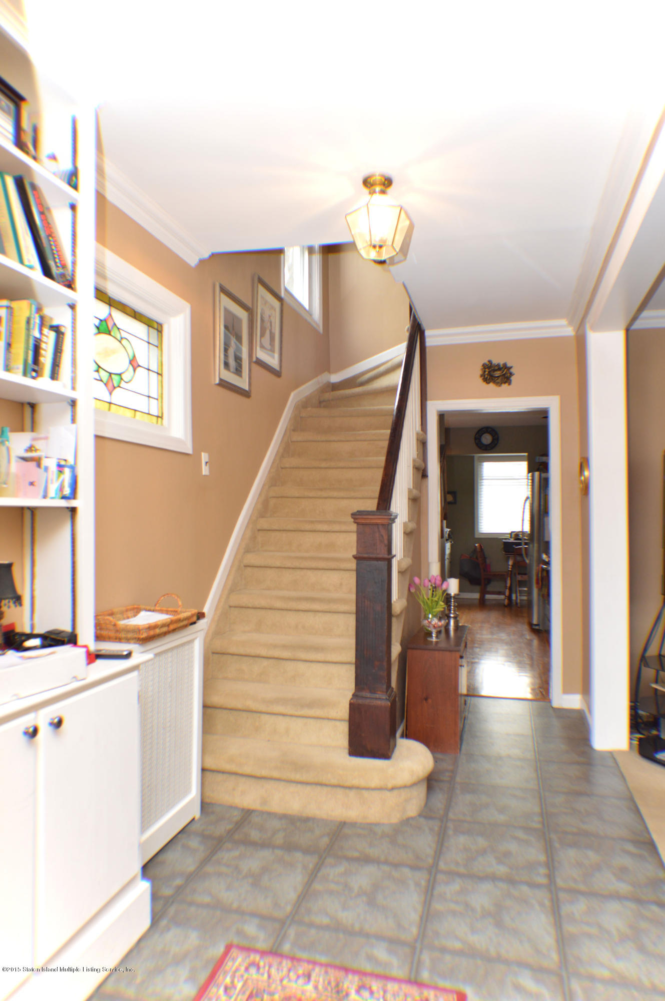 268 Rice Avenue Staten Island, NY 10314 - Photo 3 of 24 DSC_5089.jpg