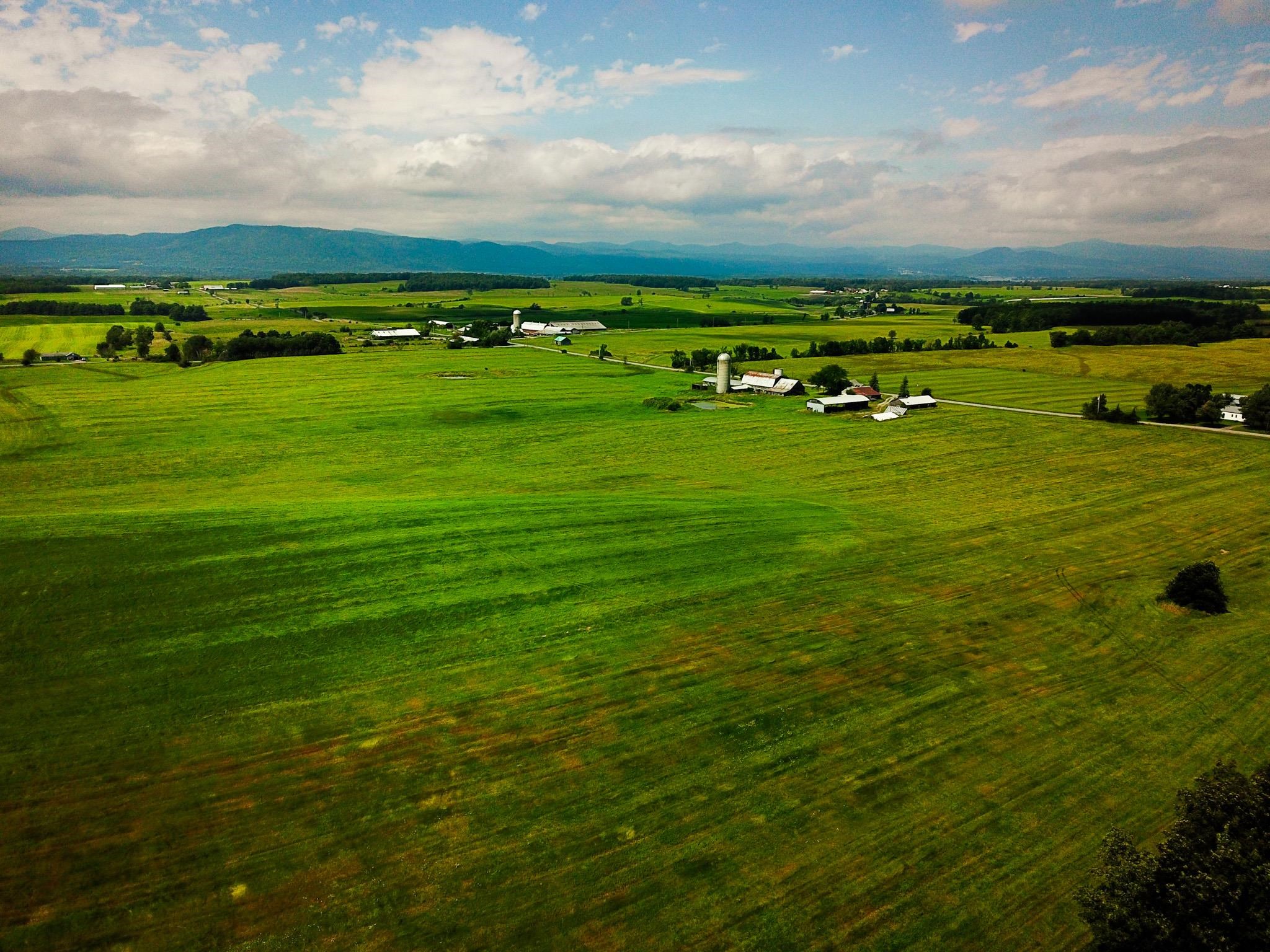 1749 Middle Road, Unit 6 Bridport, VT 05734 - Photo 5 of 38