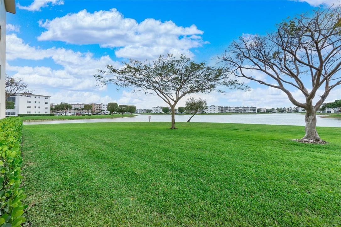 4021 Newcastle B, Unit 4021 Boca Raton, FL 33434 - Photo 6 of 25 Photo 6