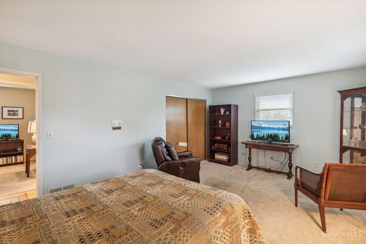 103 Riddle Road Woodlawn, OH 45215 - Photo 20 of 36 Gallery Image 20