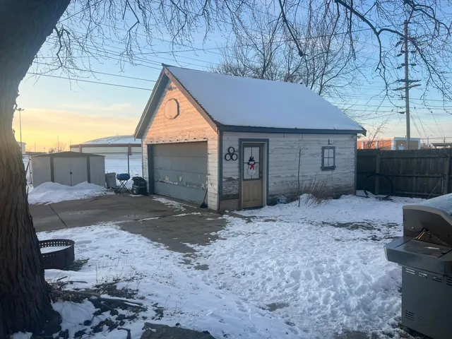 $220,000 | 5931 North 84th Street, Milwaukee, WI 53225