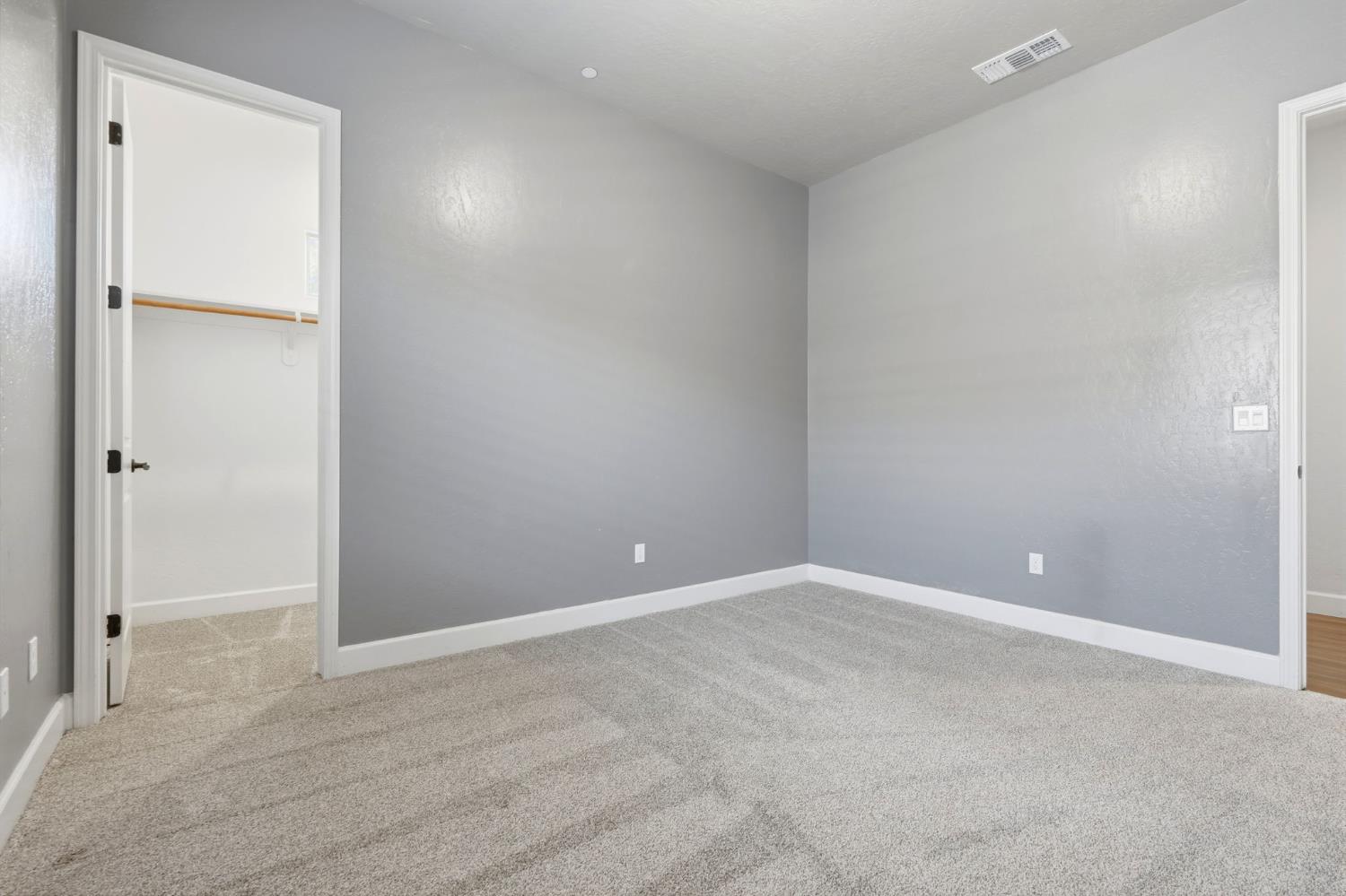 3368 North Discovery Way Hanford, CA 93230 - Photo 33 of 43 a view of an empty room