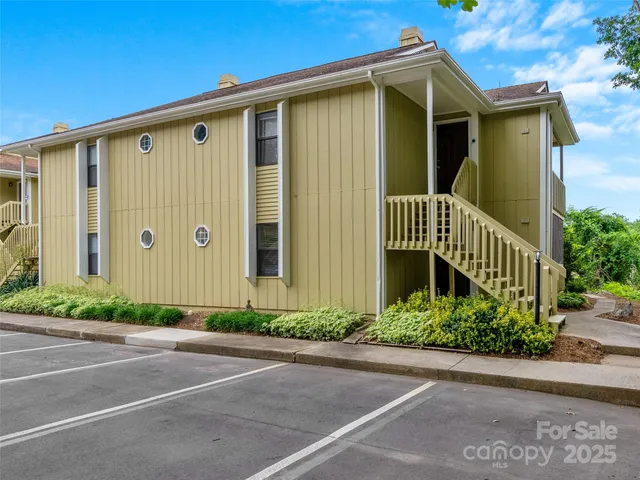 $197,500 | 110 Heywood Road, Unit 17C, Arden, NC 28704