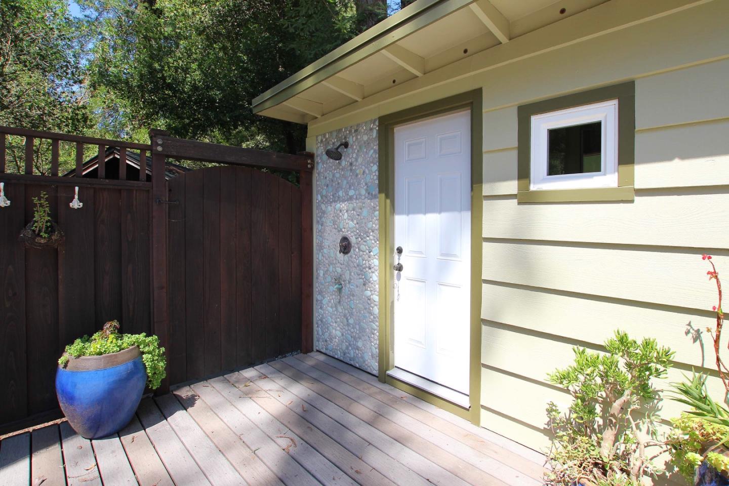 290 Sunnycroft Road Ben Lomond, CA 95005 - Photo 16 of 28 Gallery Image 16