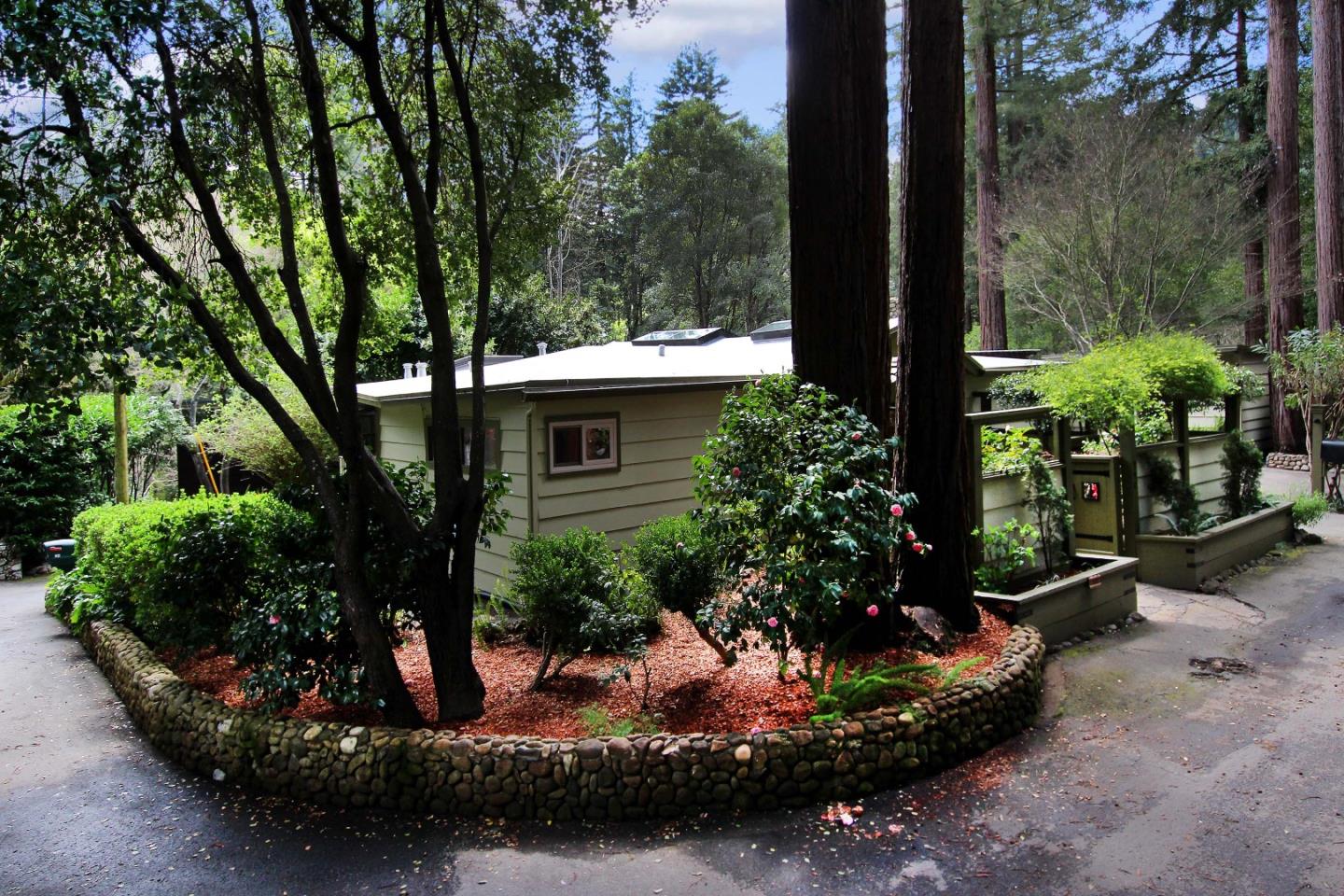 290 Sunnycroft Road Ben Lomond, CA 95005 - Photo 21 of 28 Gallery Image 21