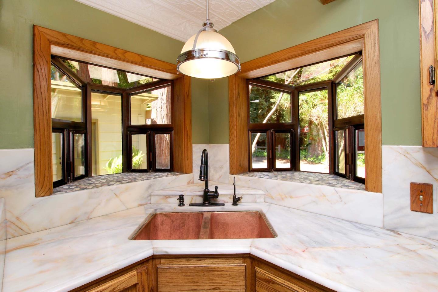 290 Sunnycroft Road Ben Lomond, CA 95005 - Photo 6 of 28 Gallery Image 6