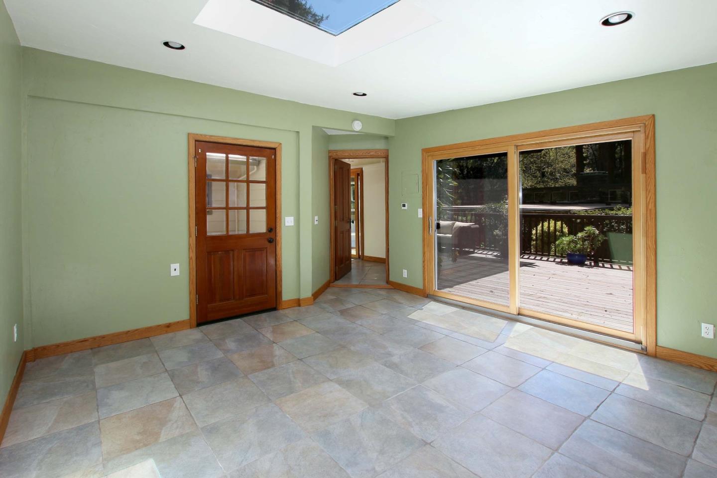 290 Sunnycroft Road Ben Lomond, CA 95005 - Photo 10 of 28 Gallery Image 10