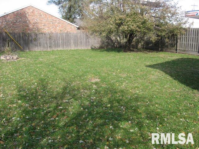 513 Kern Street Springfield, IL 62703 - Photo 7 of 25