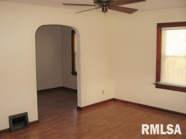 513 Kern Street Springfield, IL 62703 - Photo 10 of 25