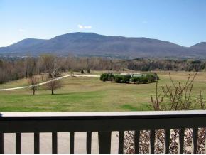 31 Steeple View Road, Unit 31 Manchester, VT 05255 - Photo 2 of 12 Gallery Image 2