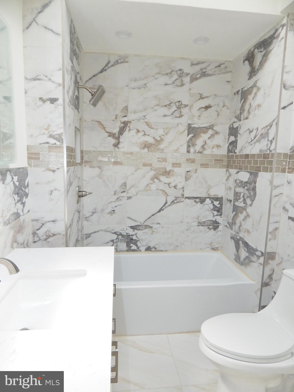 1923 Ashley Road Philadelphia, PA 19138 - Photo 11 of 23 Second floor full bath