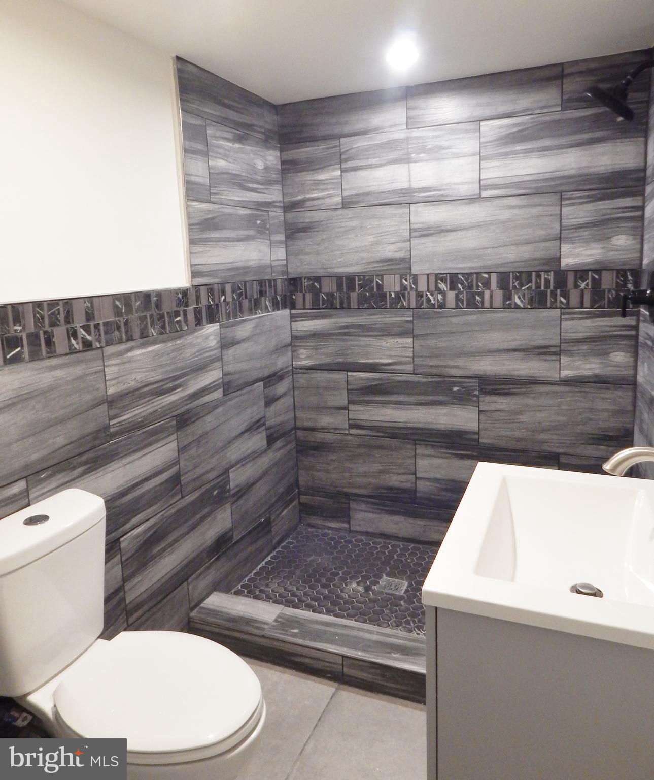 1923 Ashley Road Philadelphia, PA 19138 - Photo 19 of 23 Lower level full bath