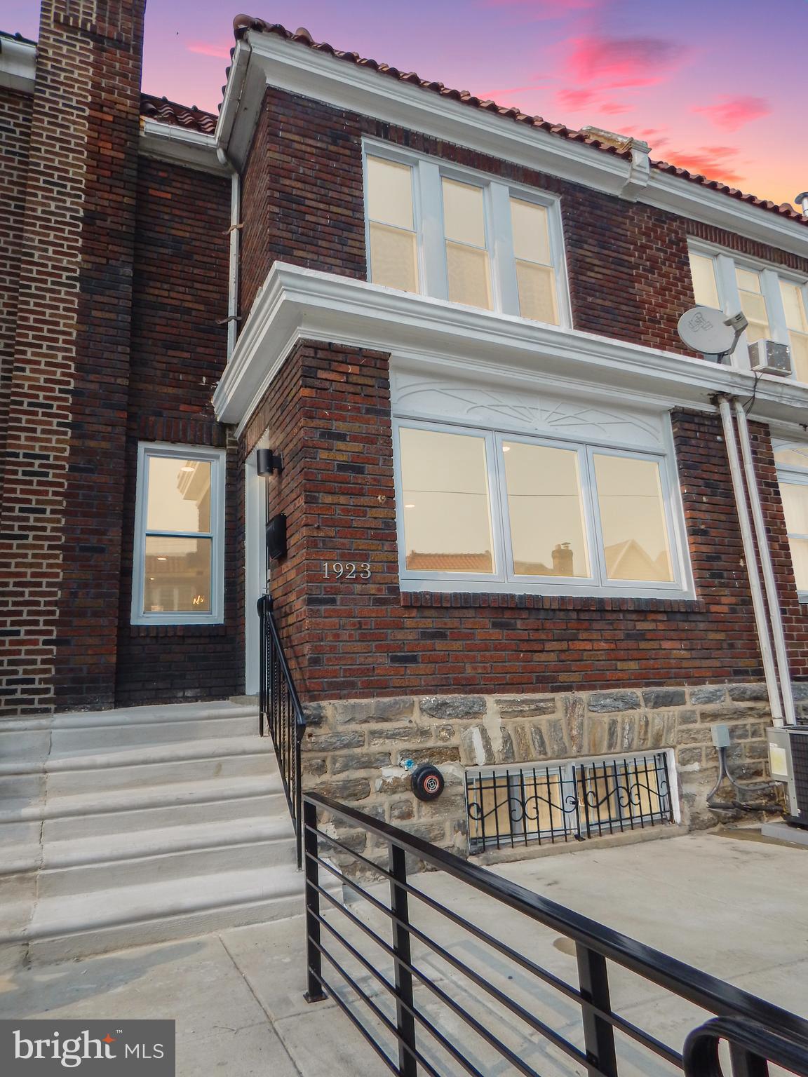 1923 Ashley Road Philadelphia, PA 19138 - Photo 3 of 23 Terrific Patio