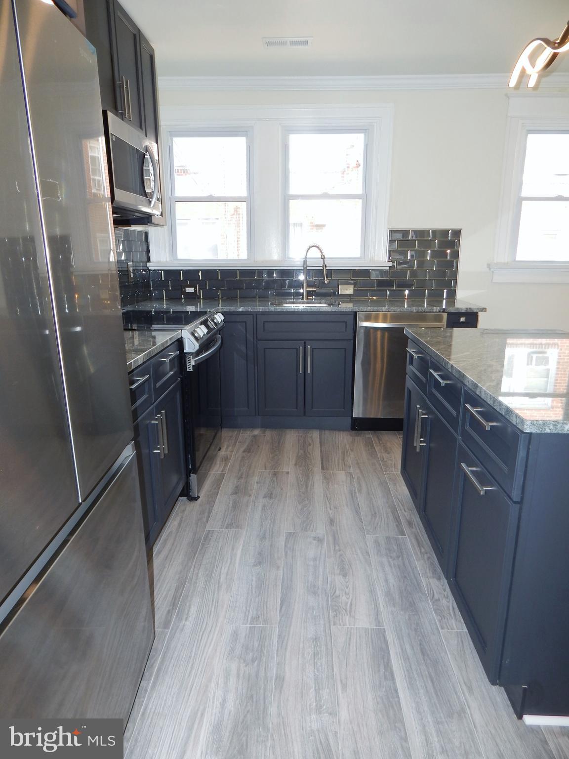 1923 Ashley Road Philadelphia, PA 19138 - Photo 6 of 23 Stainless Appliances