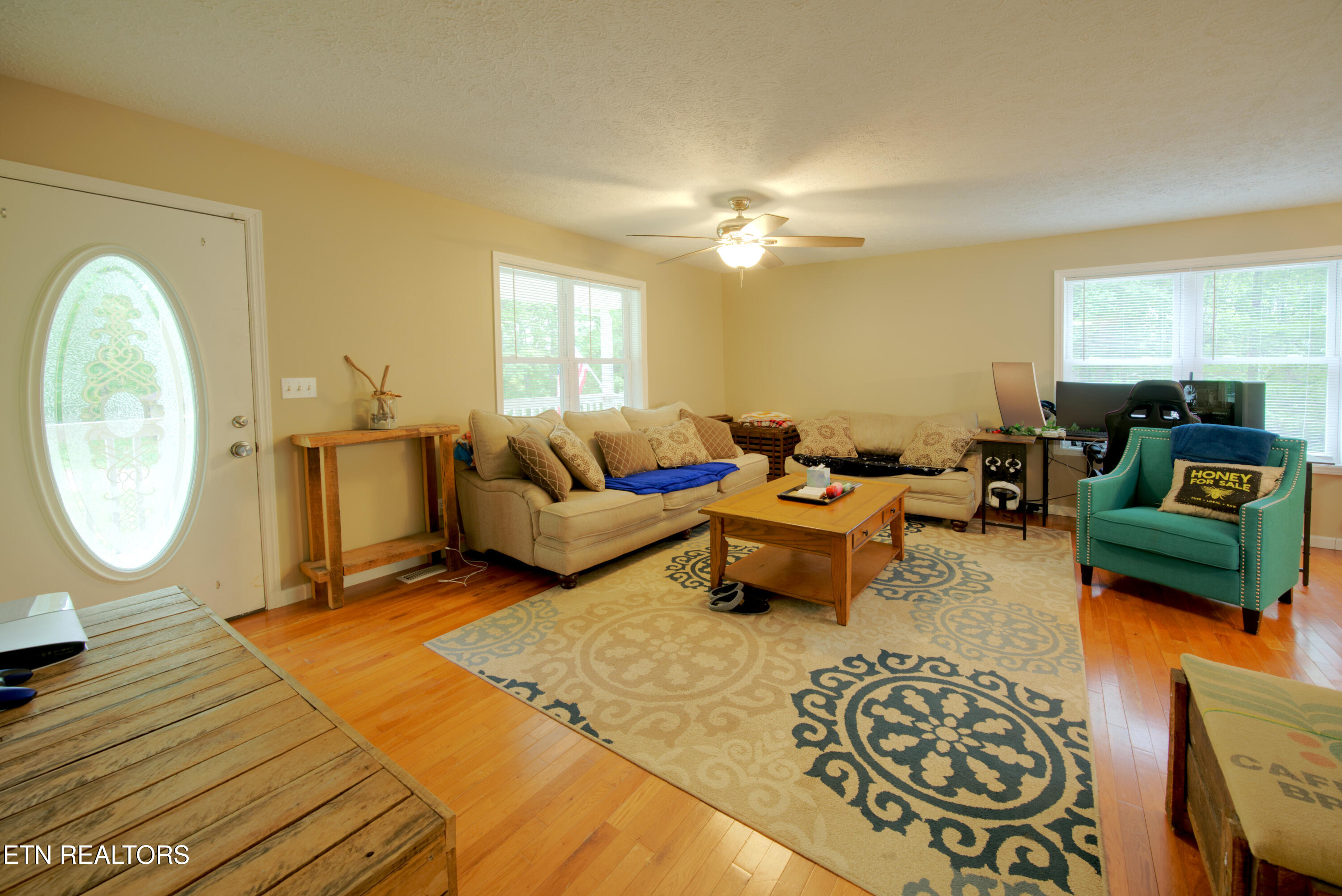 209 Summit Drive Speedwell, TN 37870 - Photo 2 of 36 1 - 209 Summit Dr