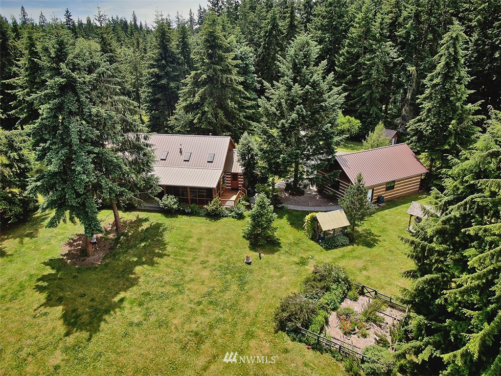 4400 Campbell Road Clinton, WA 98236 - Photo 1 of 40 Gallery Image 1