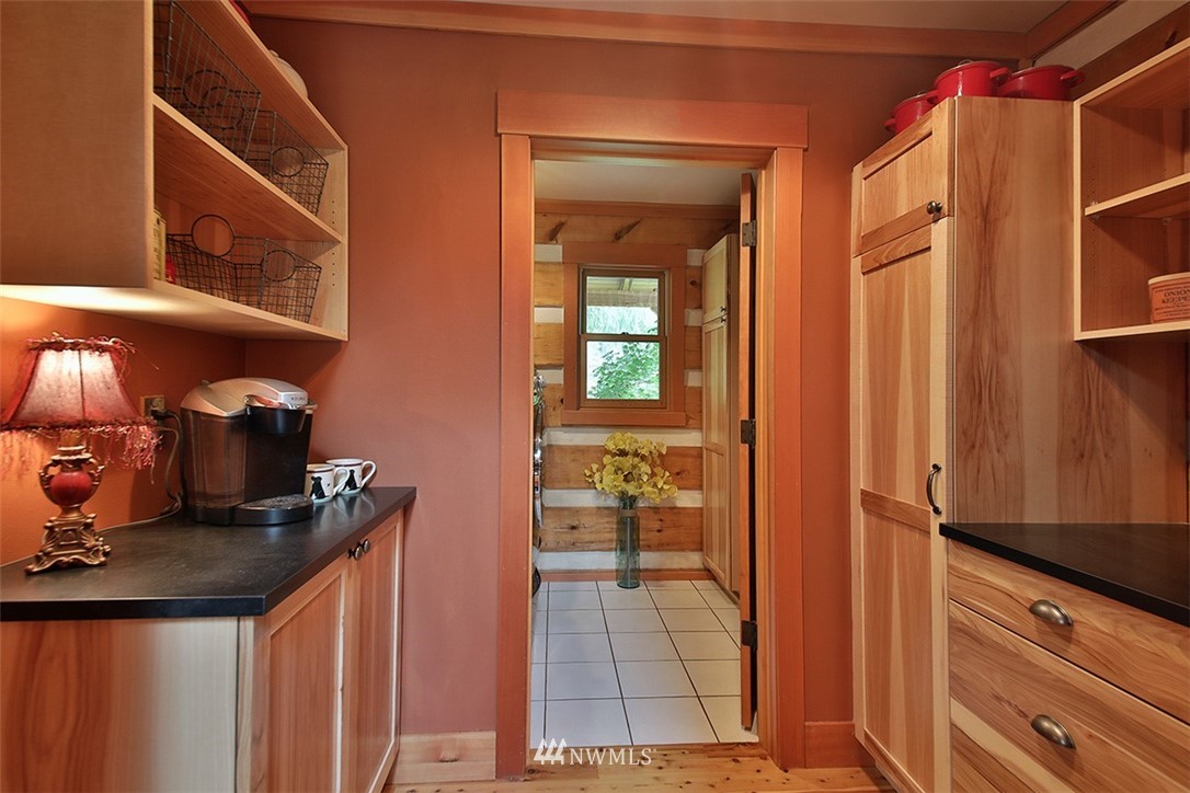 4400 Campbell Road Clinton, WA 98236 - Photo 15 of 40 Gallery Image 15
