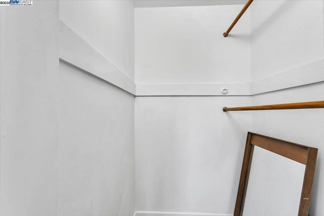 $799,000 | 3300 Harrison Street, Oakland, CA 94611